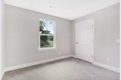 5012 Buggs Lane, Summerville, SC 29485 - Photo 11