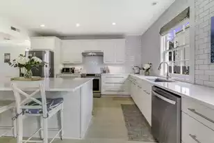 33 Bogard St, Charleston, SC 29403 - Photo 13