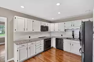 4512 Overbrook Ave, North Charleston, SC 29405 - Photo 11