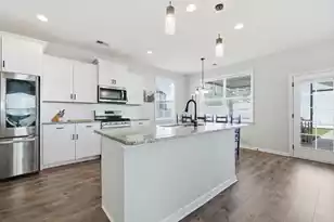 122 Angelica Ave, Summerville, SC 29483 - Photo 3