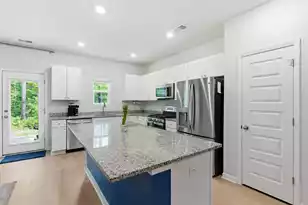 8052 Reagan Wy, North Charleston, SC 29418 - Photo 5