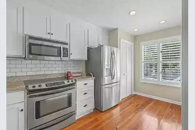 1713 Greystone Boulevard #Apt 41, Mount Pleasant, SC 29464 - Photo 7