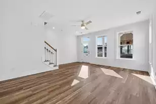 525 Ivy Grn Ln, Summerville, SC 29486 - Photo 7
