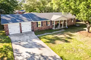 1104 Belvedere Dr, Hanahan, SC 29410 - Photo 7