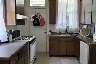 16 Elizabeth St, Charleston, SC 29403 - Photo 11