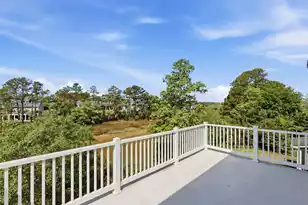 2267 Marsh Dr N, Mount Pleasant, SC 29466 - Photo 35