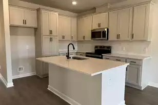 5063 Blackberry Ln, Ravenel, SC 29470 - Photo 9
