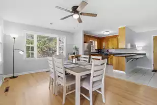 1084 Honeysuckle Ln, Charleston, SC 29412 - Photo 11