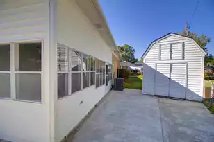 1084 Honeysuckle Ln, Charleston, SC 29412 - Photo 35
