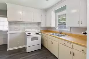 2313 Eagle Dr, North Charleston, SC 29406 - Photo 9