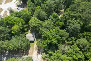 1740 Dogwood Rd, Charleston, SC 29414 - Photo 9