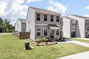 1056 Berry Patch Cir, Summerville, SC 29485 - Photo 3
