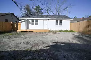 460 Bay St, Elloree, SC 29047 - Photo 19