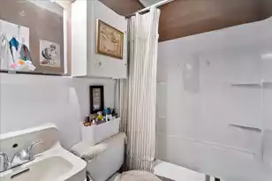 406 Butler St, Saint Matthews, SC 29135 - Photo 9