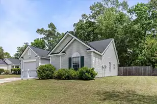 8766 Tigershark Ave, North Charleston, SC 29406 - Photo 3