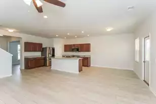 402 Silent Bluff Dr, Summerville, SC 29486 - Photo 5