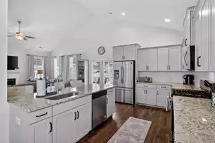 118 Angelica Ave, Summerville, SC 29483 - Photo 13