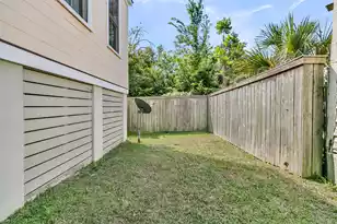 19 Ashton St, Charleston, SC 29403 - Photo 11