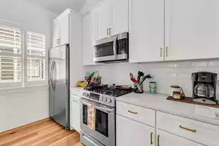19 Ashton St, Charleston, SC 29403 - Photo 29