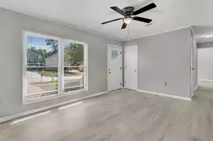 509 Richardson Ave E, Summerville, SC 29485 - Photo 13