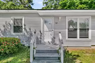 509 Richardson Ave E, Summerville, SC 29485 - Photo 3