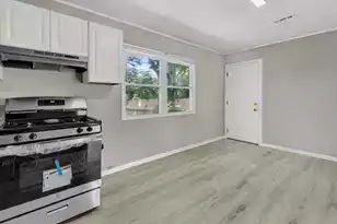 509 Richardson Ave E, Summerville, SC 29485 - Photo 17