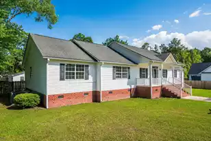 1004 Magnolia Ln, Moncks Corner, SC 29461 - Photo 5