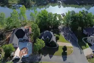 100 Shores Edge Dr, Chapin, SC 29036 - Photo 3