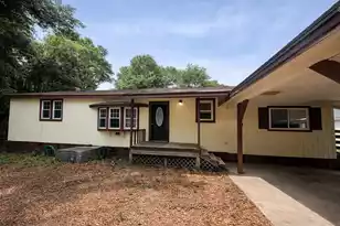 1391 Scott Lake Rd, Summerton, SC 29148 - Photo 3