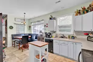 172 Cotillion Crescent, Summerville, SC 29483 - Photo 5
