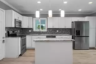 127 Lancer Dr, Summerville, SC 29485 - Photo 5