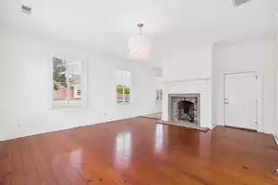 180 Broad St, Charleston, SC 29401 - Photo 3