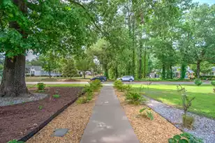 127 Cooper Cir, Santee, SC 29142 - Photo 5
