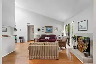 1481 Center St, Mount Pleasant, SC 29464 - Photo 7