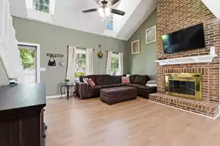 105 Wainwright Manor, Summerville, SC 29485 - Photo 5