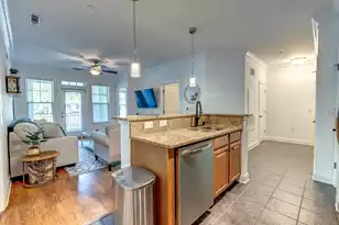 2000 Belle Isle Ave #101, Mount Pleasant, SC 29464 - Photo 9