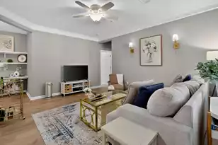 2212 Chatelain Way, Mount Pleasant, SC 29464 - Photo 7