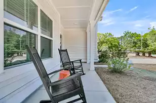 651 Spark St, Mount Pleasant, SC 29464 - Photo 3