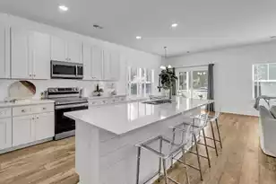 651 Spark St, Mount Pleasant, SC 29464 - Photo 11