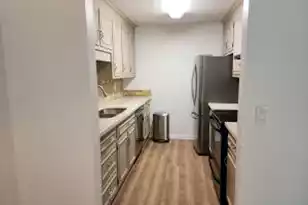 1714 Greystone #Apt 43, Mount Pleasant, SC 29464 - Photo 5