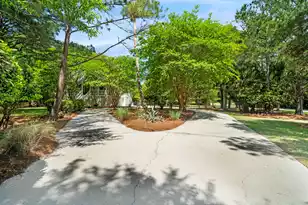 3368 Cottonfield Dr, Mount Pleasant, SC 29466 - Photo 5