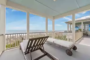 507 Ashley Ave W, Folly Beach, SC 29439 - Photo 27