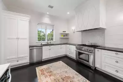250 Island Park Drive #202, Charleston, SC 29492 - Photo 11