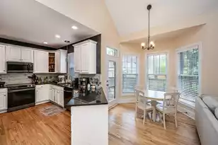 4407 Wild Thicket Ln, North Charleston, SC 29420 - Photo 11