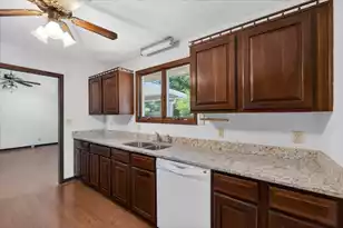 138 Lake Marion Ln, Vance, SC 29163 - Photo 7