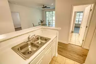 1600 Long Grove Dr, Mount Pleasant, SC 29464 - Photo 9