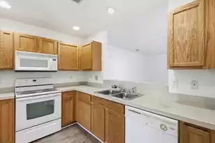 4826 Willow Brook Ln, Summerville, SC 29485 - Photo 7