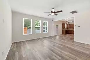 3559 Franklin Tower Dr, Mount Pleasant, SC 29466 - Photo 9