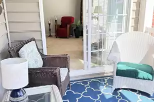 1371 Hopton Cir, Mount Pleasant, SC 29466 - Photo 9