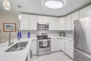 1713 Greystone Blvd, Mount Pleasant, SC 29464 - Photo 3